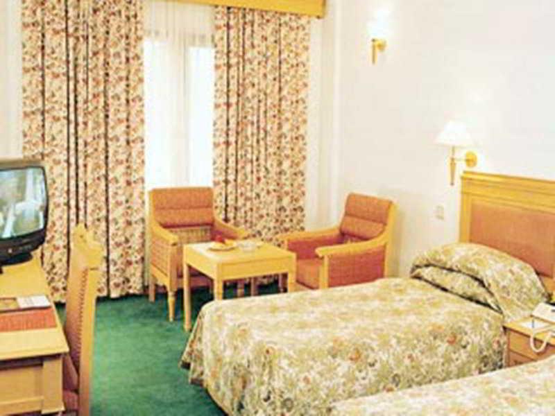 Grande Residencia Hotel Kochi Kültér fotó
